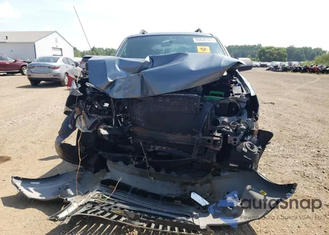 2010 Mercury Mariner из США, поврежденный, VIN 4M2CN9BGXAKJ27304